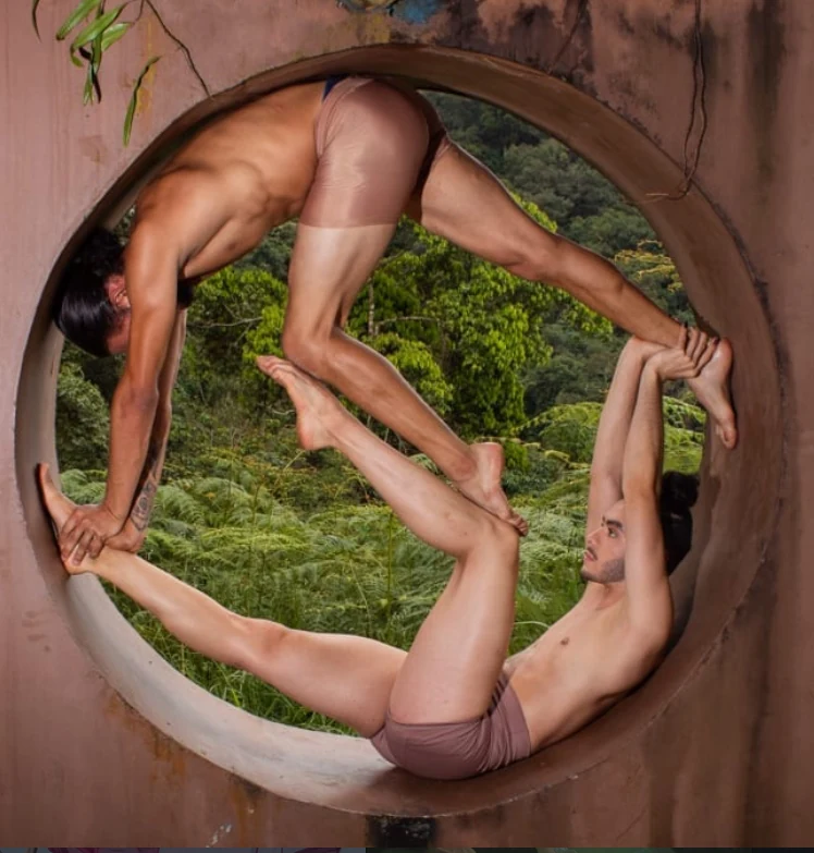 Acrobacia en entorno natural